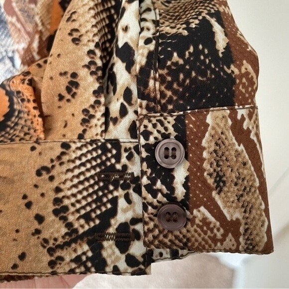Bar lll Snake Pattern Button-Up Shirt Top Size XL - Picture 6 of 11